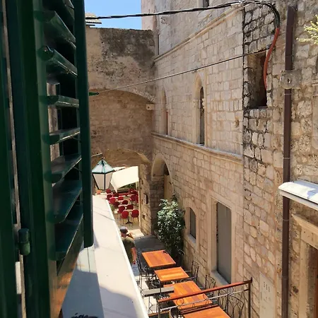 Tudor Hvar Old Town Groda, Center For 4 Guests